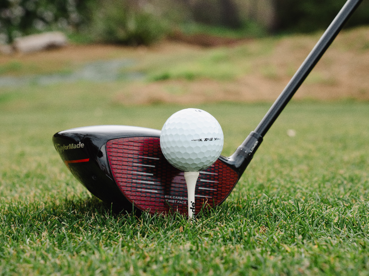 TM22BAL_TA455_M7198001_TP5_White_LFS_JPO-01878_v2~W1200_H900_Mcrop_CZ1_P50-50